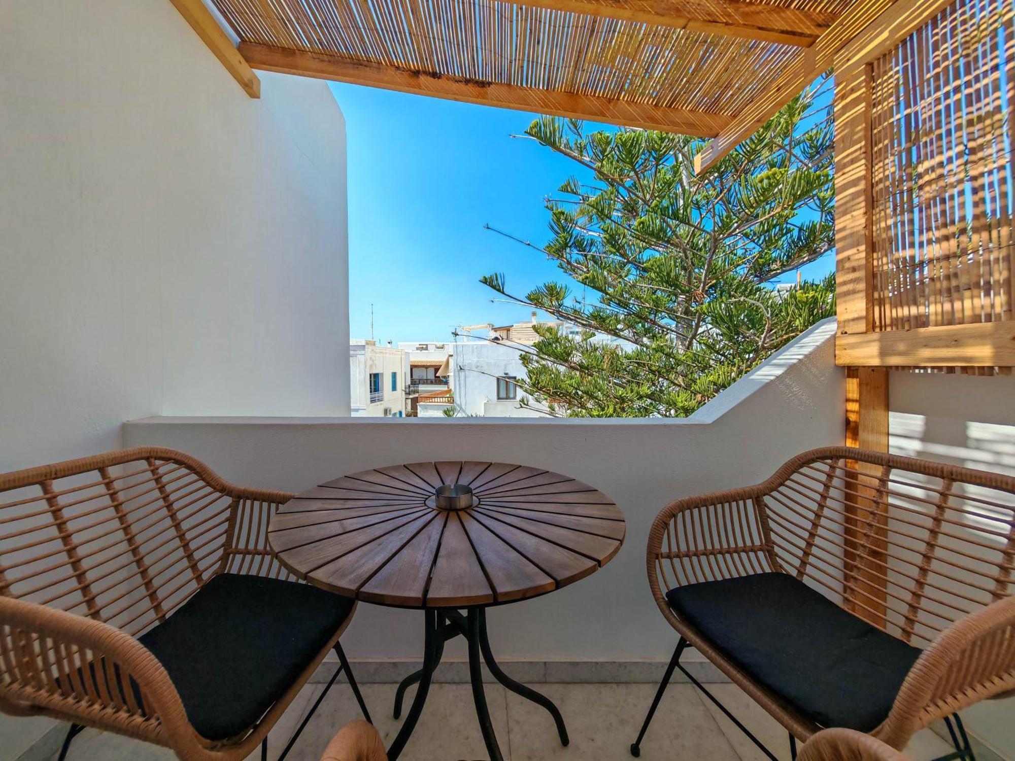 Paraga Suites Naxos City Εξωτερικό φωτογραφία